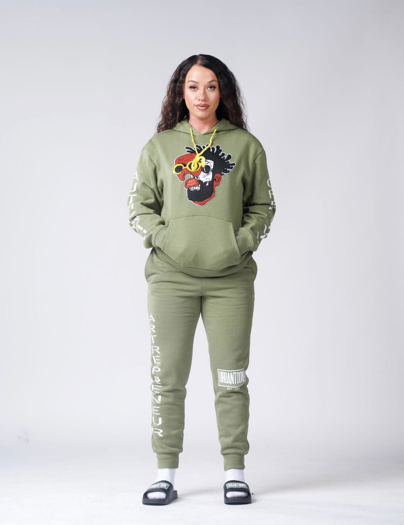 Hoodie - Mogul 🫒 Green